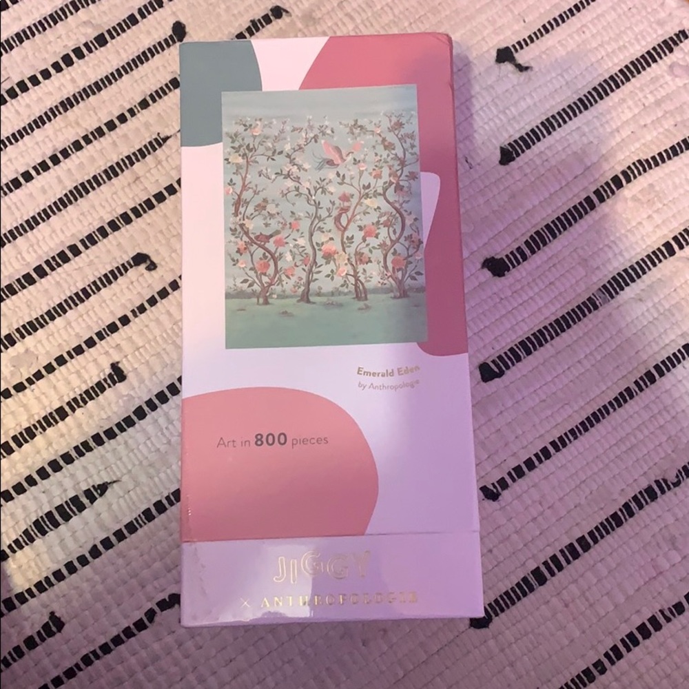 Art work in 800 pieces